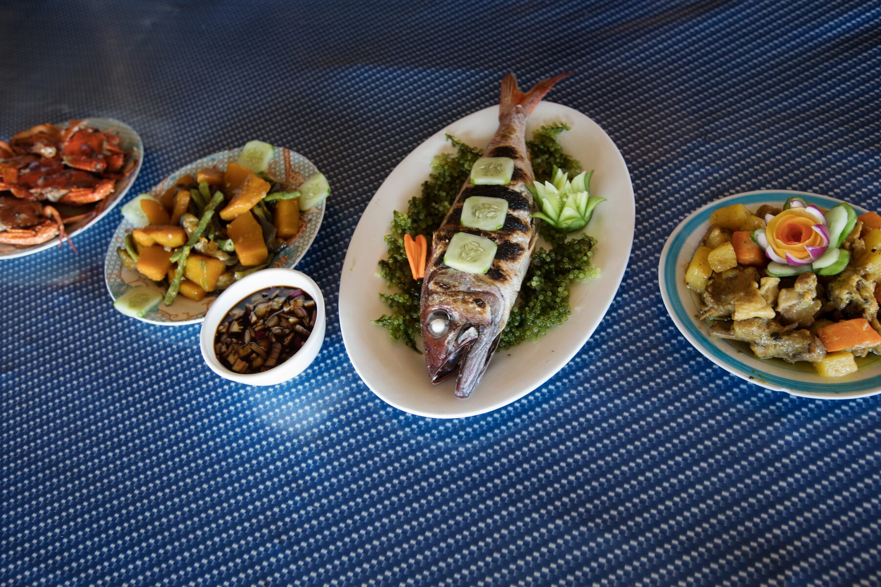 Filipíny - čerstvě ulovená ryba potěší - foto M. Grmolenská